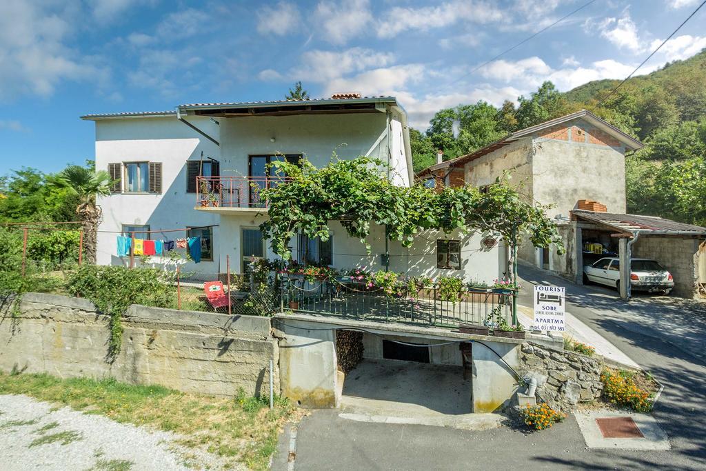 Farm Stay Ferjancic ヴィパーヴァ エクステリア 写真